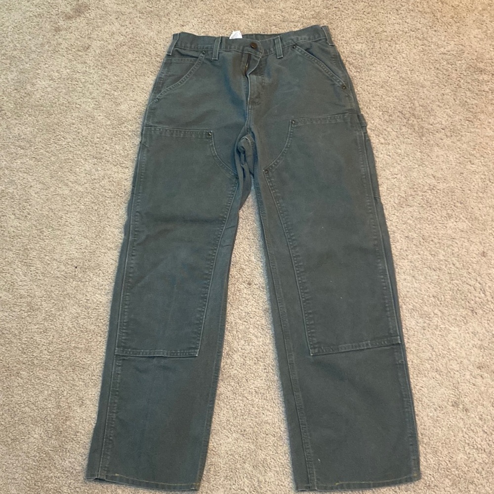 Carhartt Dungaree Fit 30x34 (Fits more like 30x32)